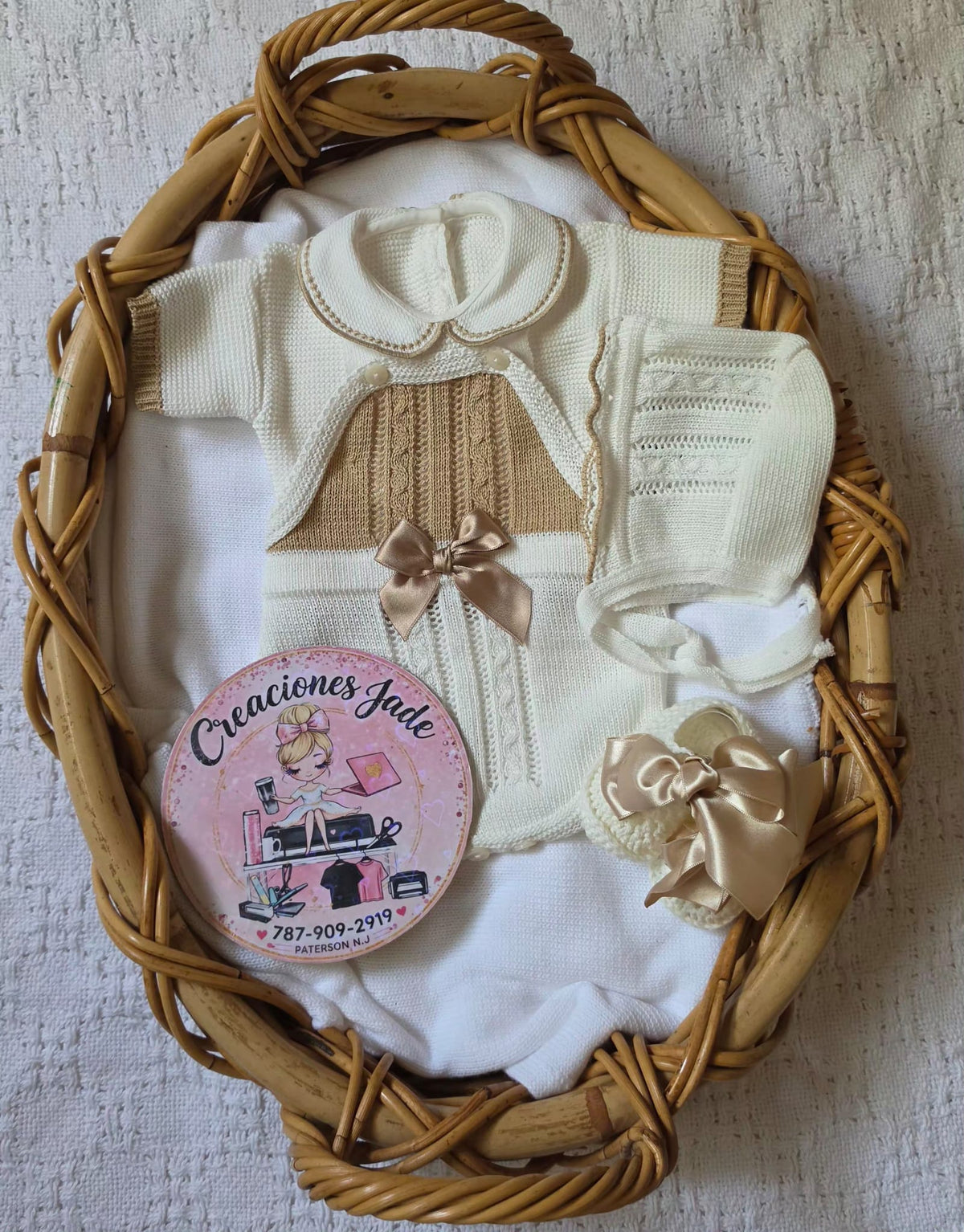 Elegant Cable-Knit Baby Girl Set 🎀