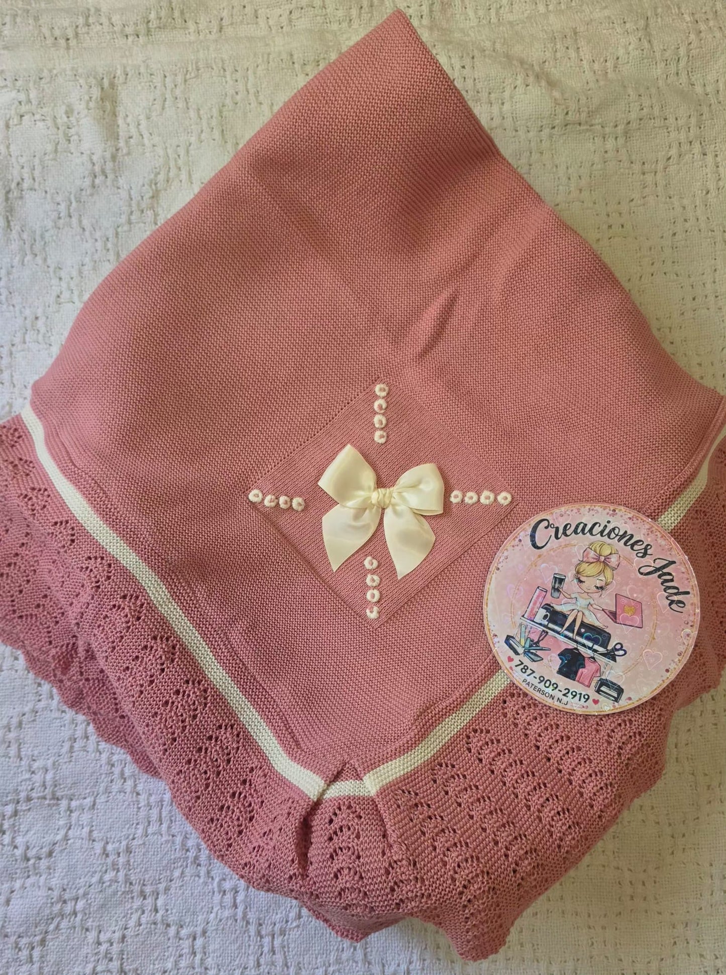 Elegant Knit Baby Blanket 🎀