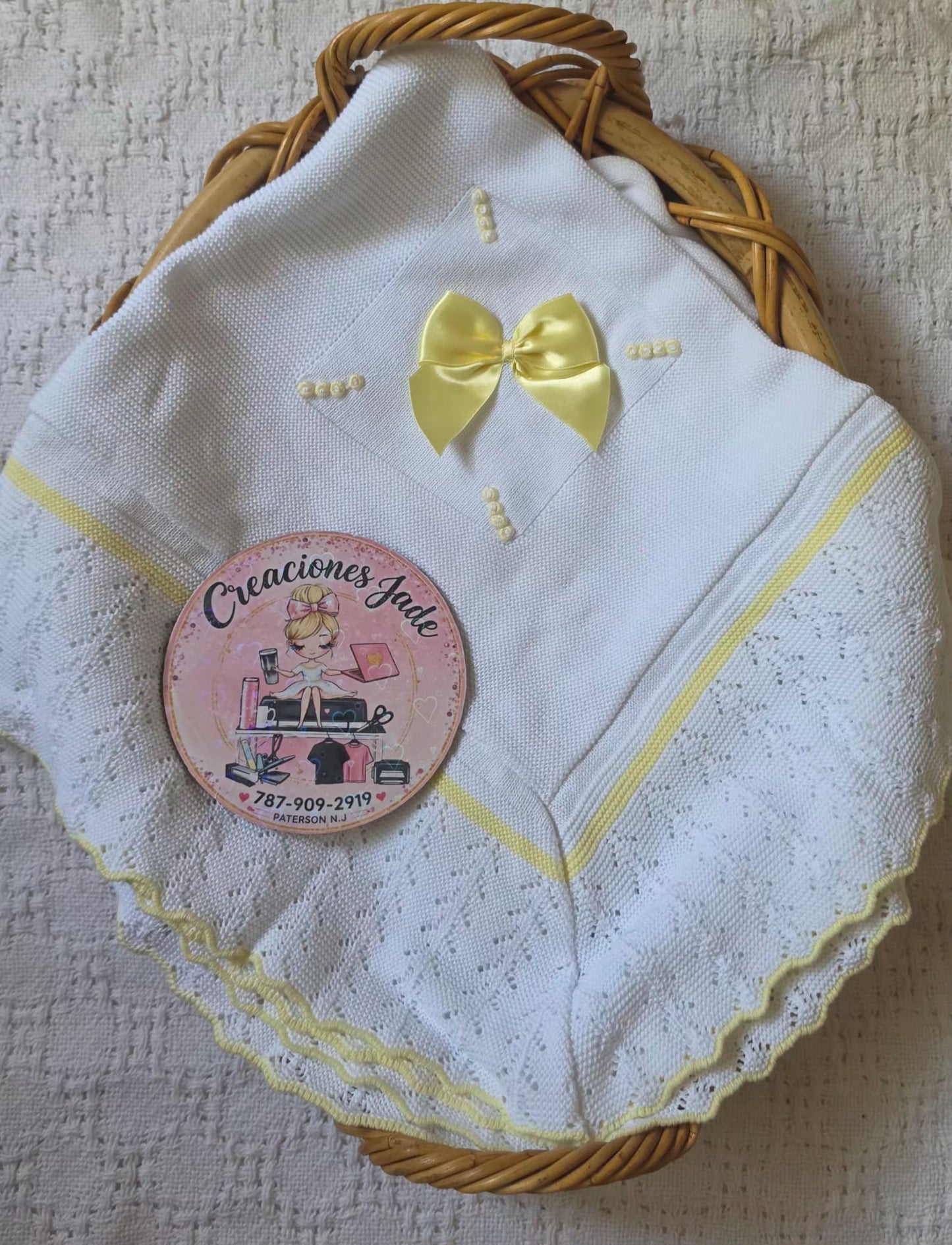Elegant Knit Baby Blanket 🎀