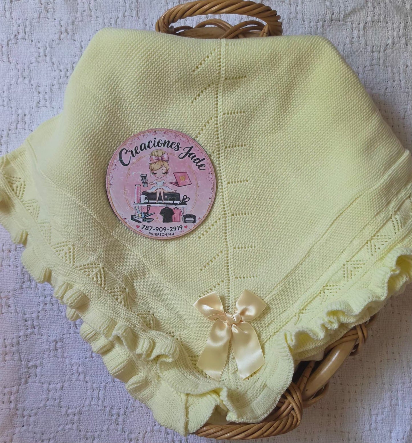 Elegant Ruffle Knit Baby Blanket 🎀✨