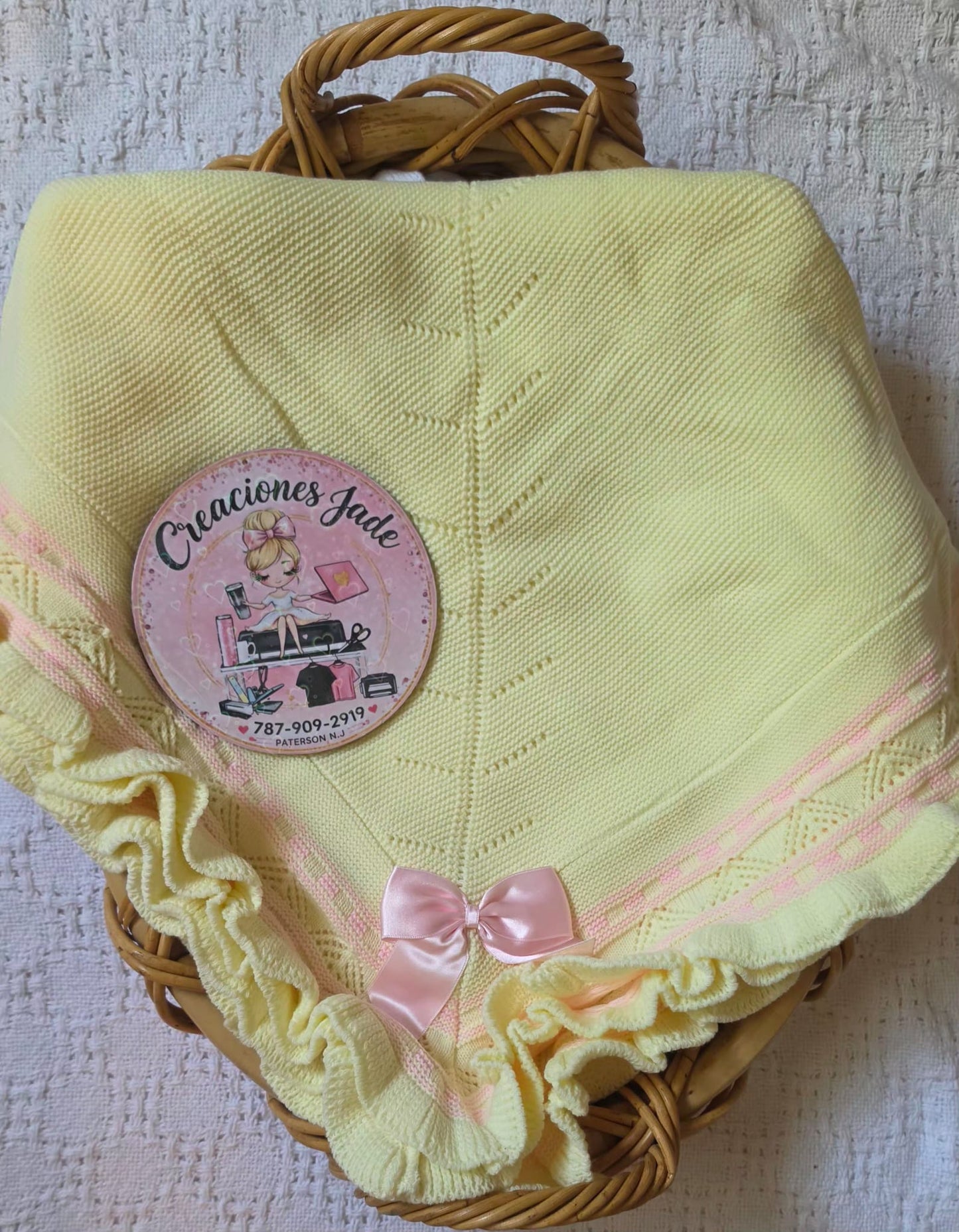 Elegant Ruffle Knit Baby Blanket 🎀✨